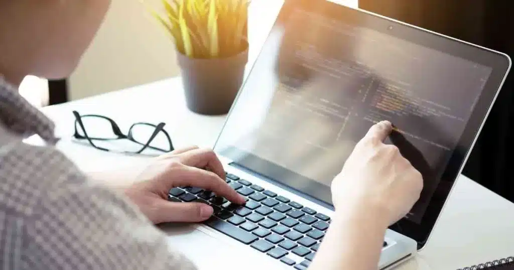 become software engineer without degree 2023